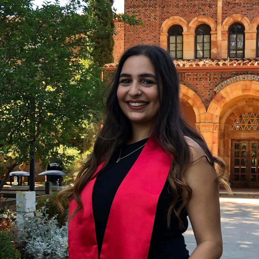 Meet your Posher, Nicole